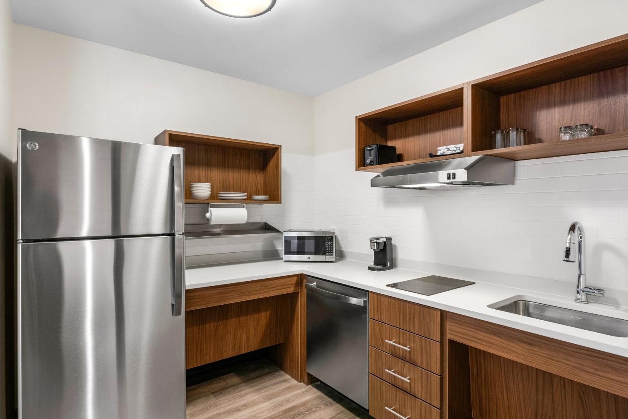 Everhome Suites Lexington - Horse Park Room photo